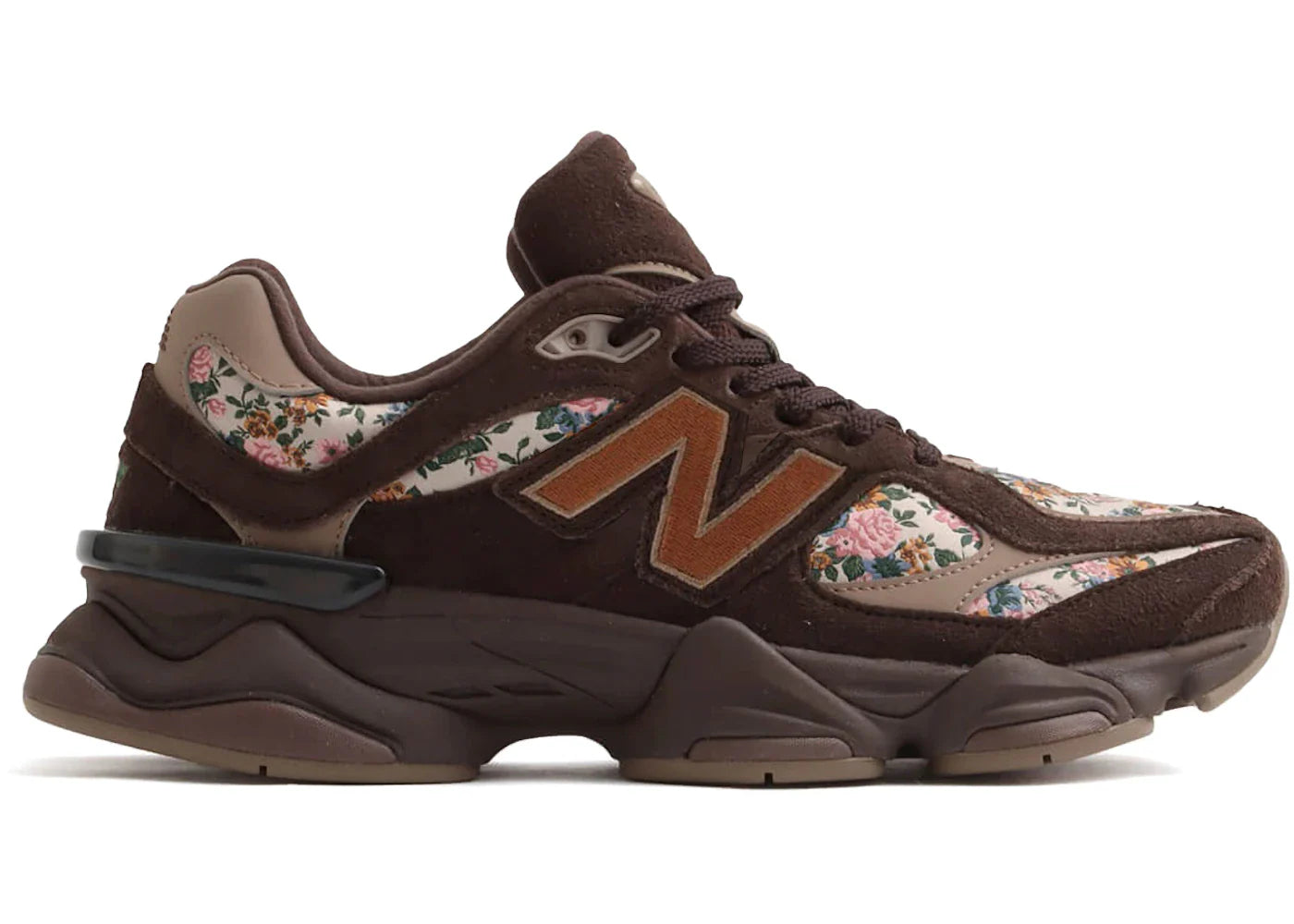 New Balance 9060 atmos Pink Zeitlose Schönheit