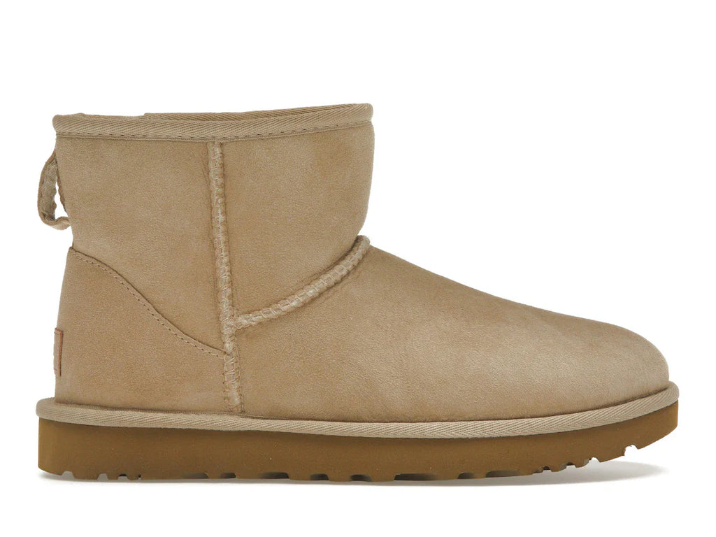 UGG Classic Mini II Stiefel Sand (Damen)