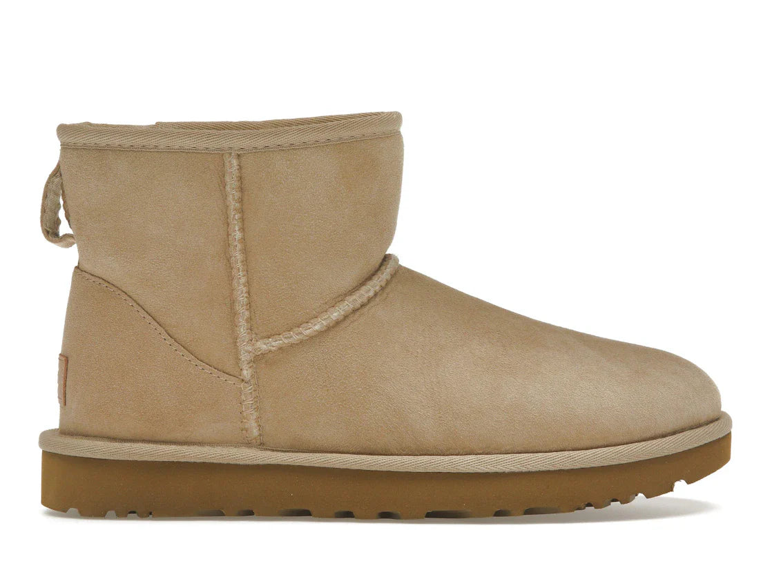 UGG Classic Mini II Stiefel Sand (Damen)