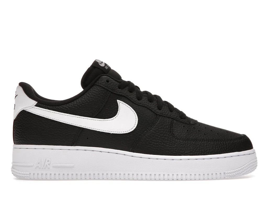 Nike Air Force 1 Low '07 Schwarz Weiß Genarbtes Leder