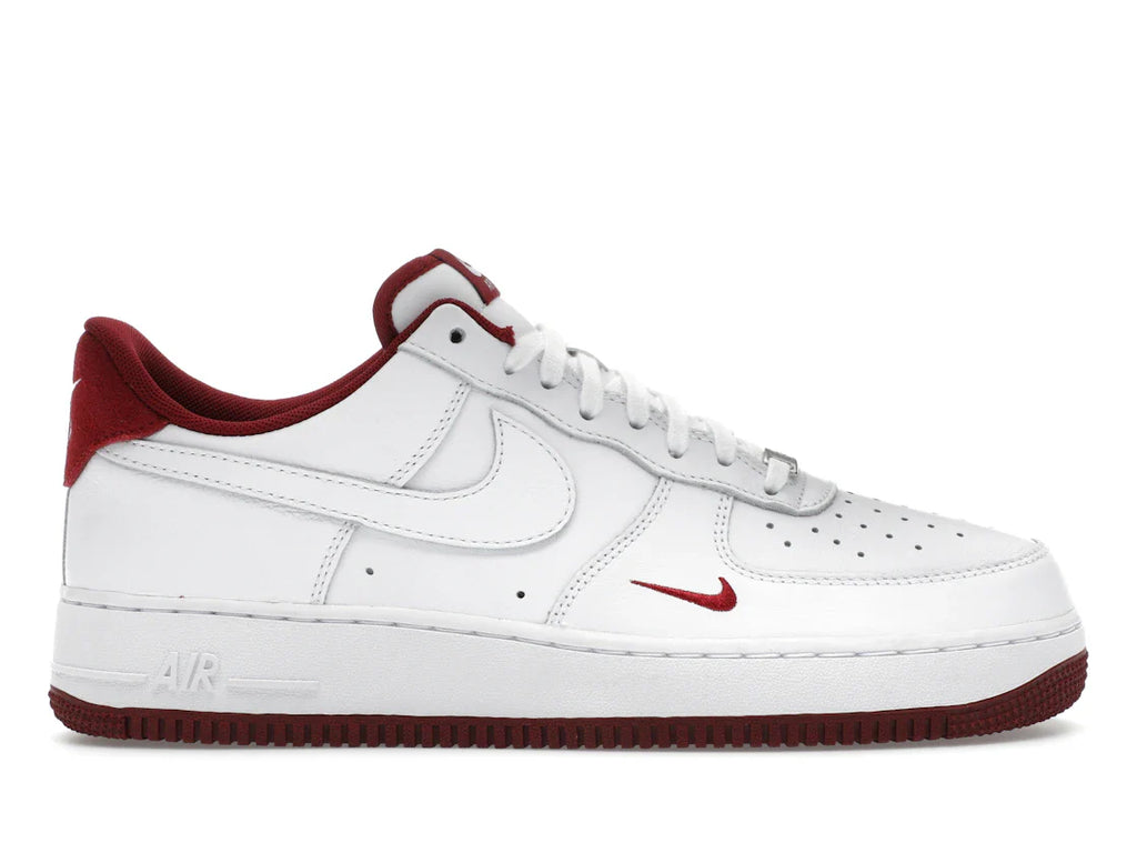 Nike Air Force 1 Low '07 LV8 Weiß Team Rot
