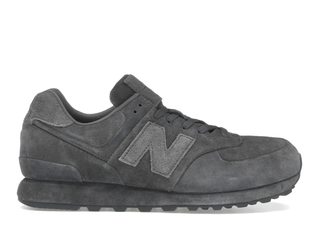 New Balance 574 Legacy Stone Island Ghost Dunkelgrau