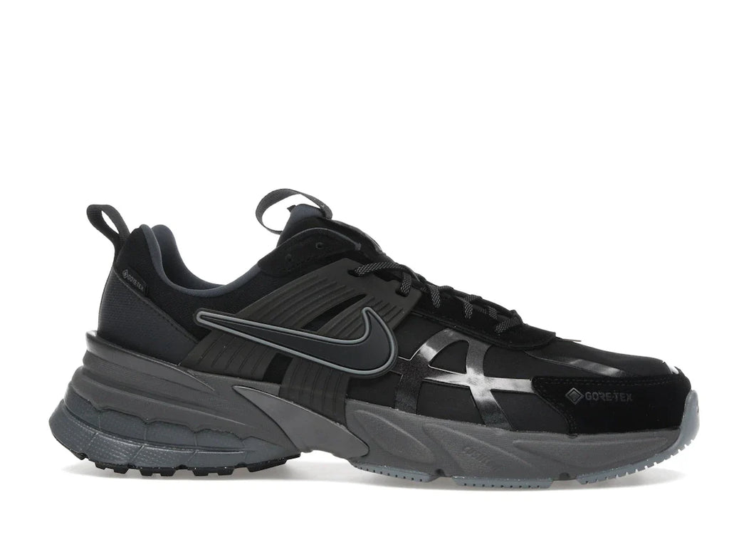 Nike V2K Run Gore-Tex Schwarz Eisengrau