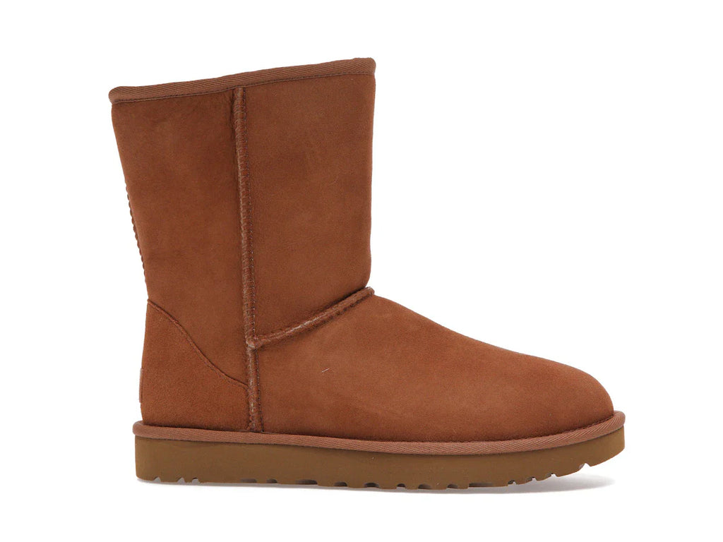 UGG Classic Short II Stiefel Kastanie (Damen)