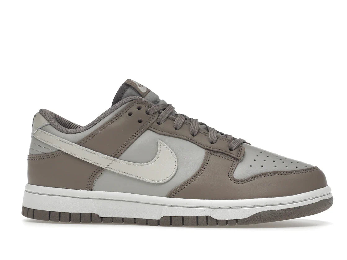 Nike Dunk Low Bone Beige (Damen)