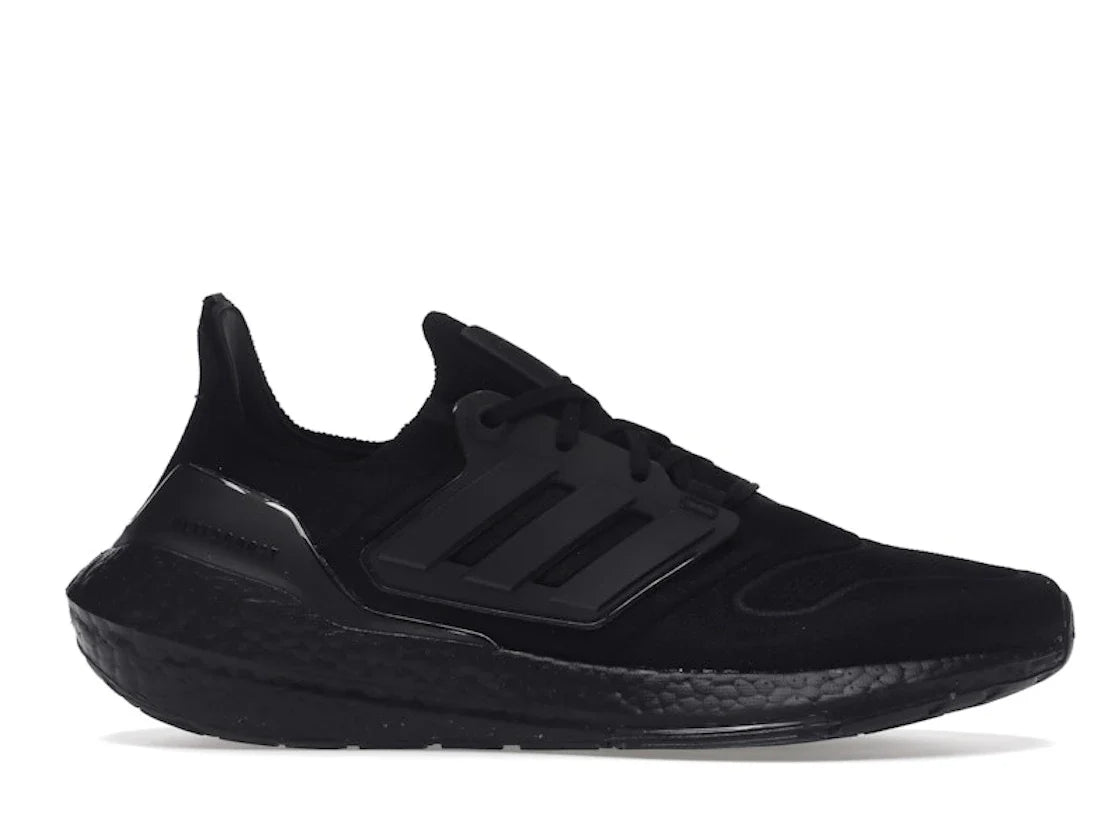 adidas Ultra Boost 22 Triple Black