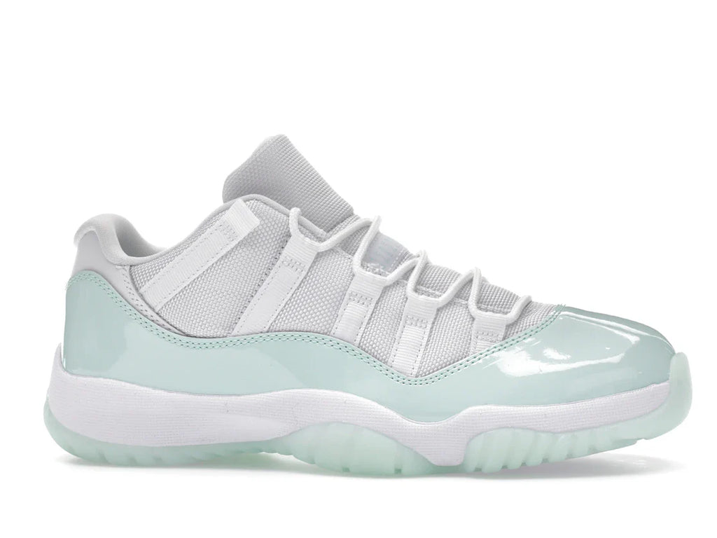 Jordan 11 Retro Low Igloo (Damen)