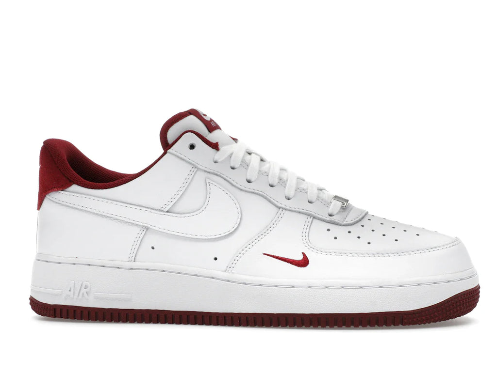 Nike Air Force 1 Low '07 LV8 Weiß Team Rot