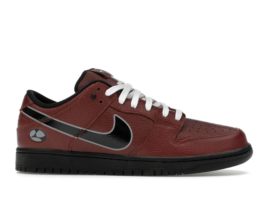 Nike SB Dunk Low Limousine Skateboards