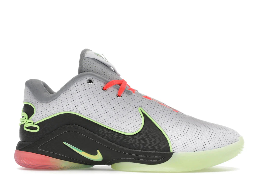 Nike LeBron 22 Moonlight (Transparente Außensohle)