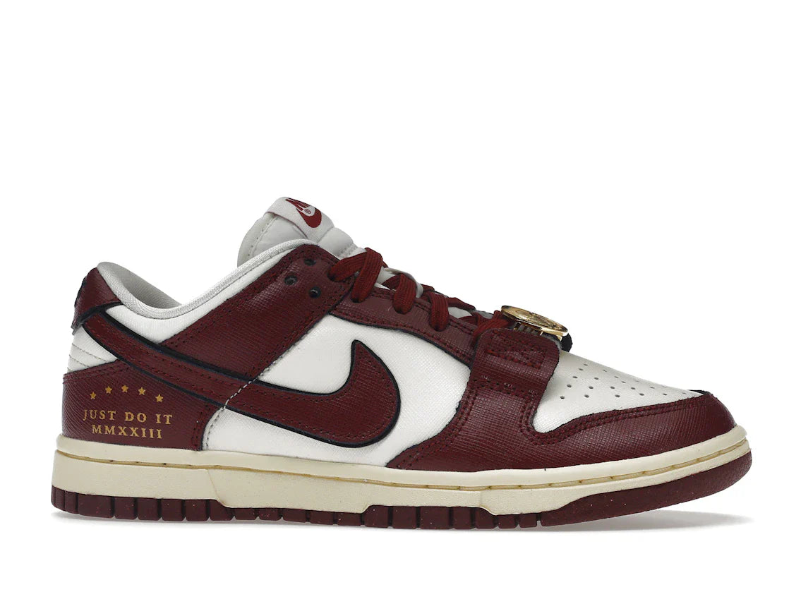 Nike Dunk Low SE Sisterhood Sail Team Red (Damen)