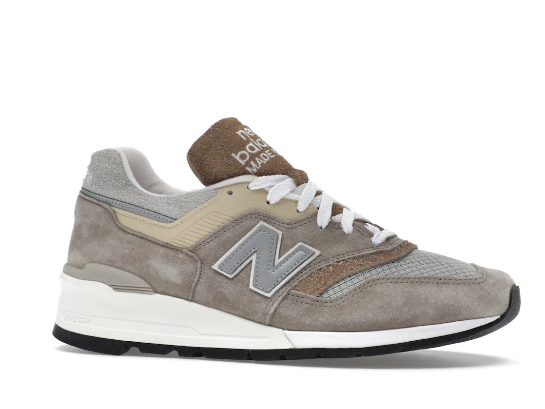 New Balance 997 MiUSA Light Mushroom Mirage Gray