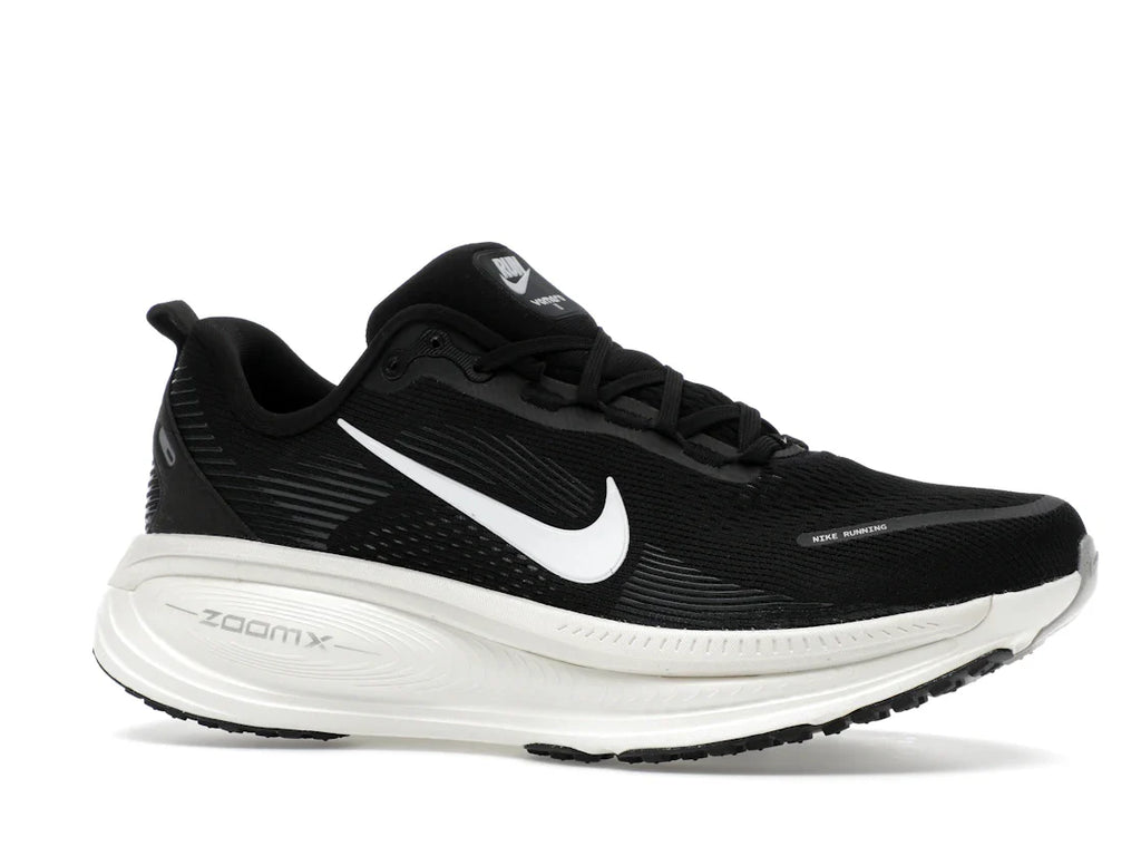 Nike Vomero 18 Schwarz, Kokosmilch, Hellgrau, Weiß