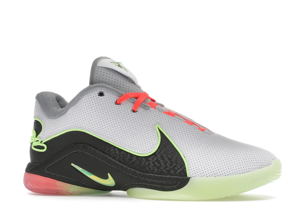 Nike LeBron 22 Moonlight (Transparente Außensohle)