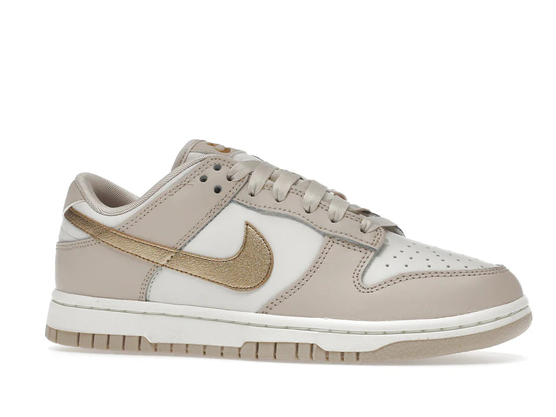 Nike Dunk Low Phantom Metallic Gold (Damen)