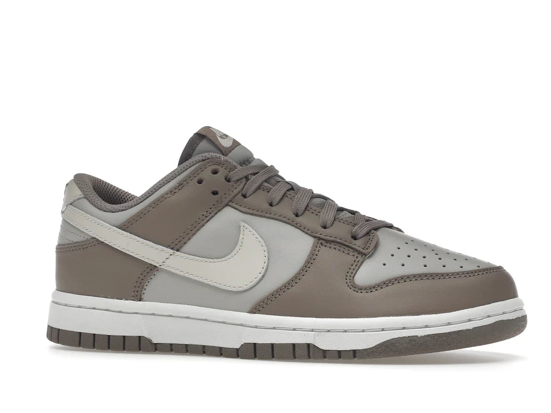 Nike Dunk Low Bone Beige (Damen)