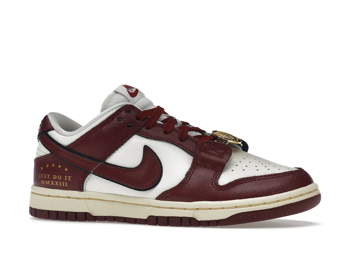 Nike Dunk Low SE Sisterhood Sail Team Red (Damen)