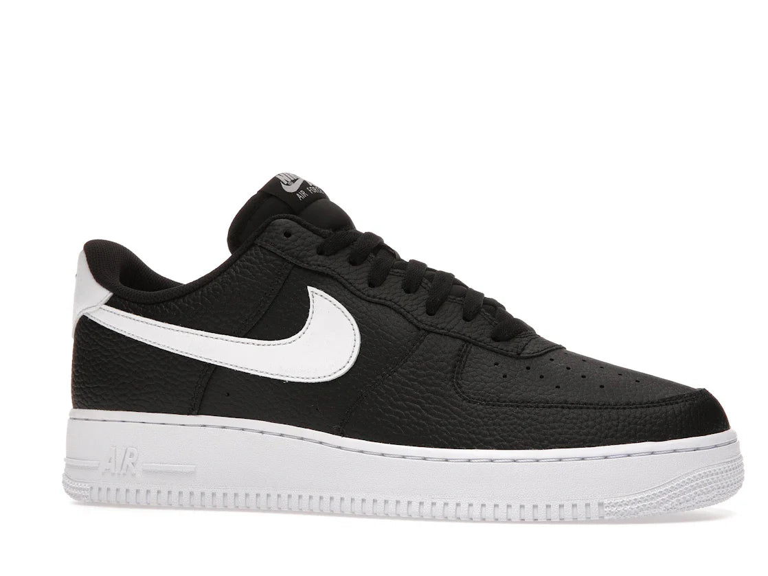 Nike Air Force 1 Low '07 Schwarz Weiß Genarbtes Leder