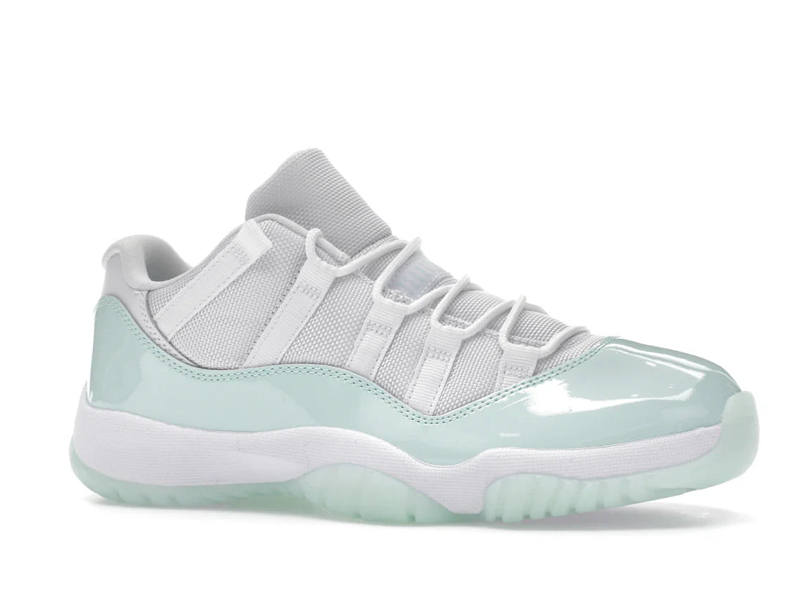 Jordan 11 Retro Low Igloo (Damen)
