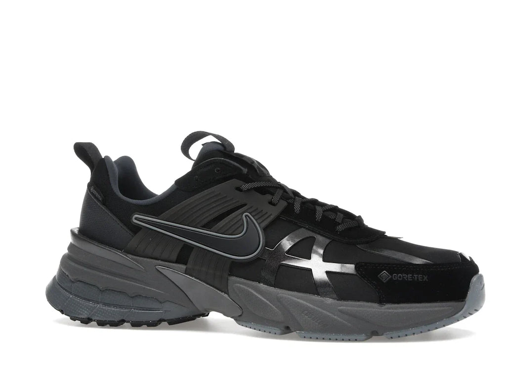 Nike V2K Run Gore-Tex Schwarz Eisengrau