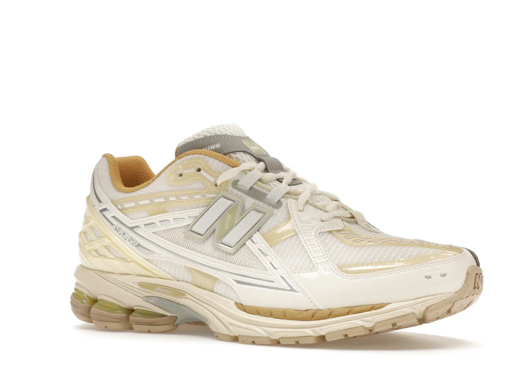 New Balance 1906R Lunar New Year Weiß