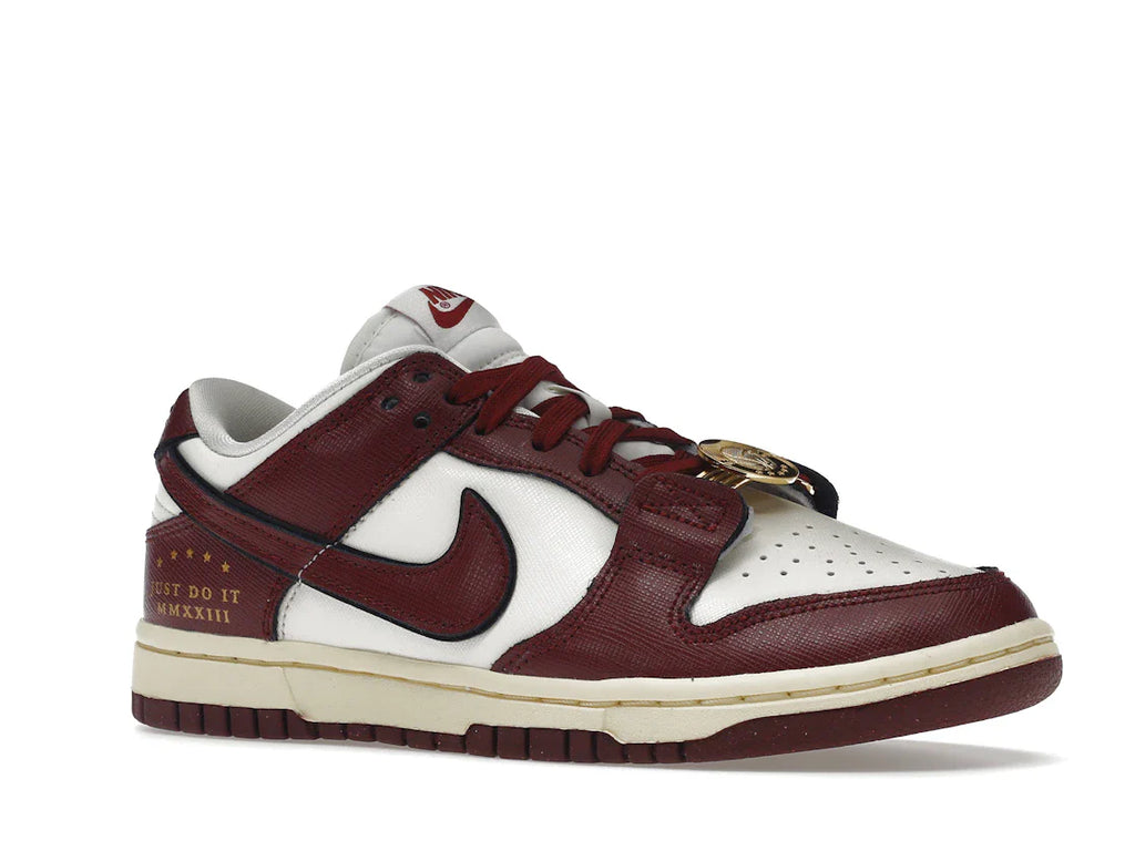 Nike Dunk Low SE Sisterhood Sail Team Red (Damen)
