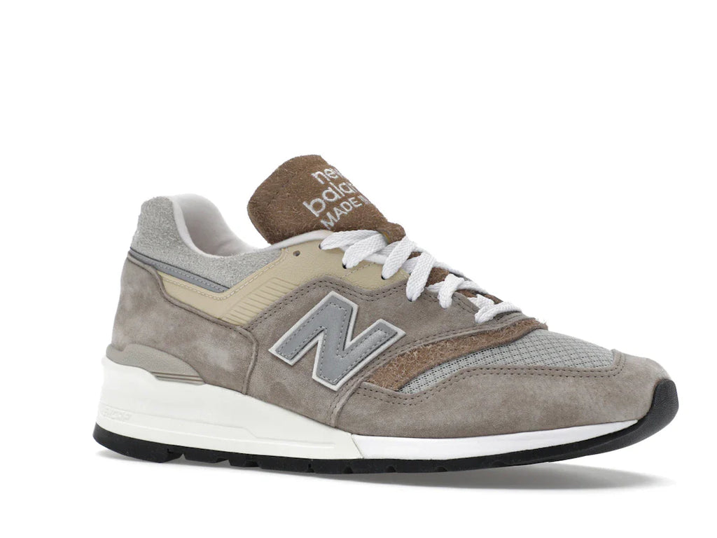 New Balance 997 MiUSA Light Mushroom Mirage Gray