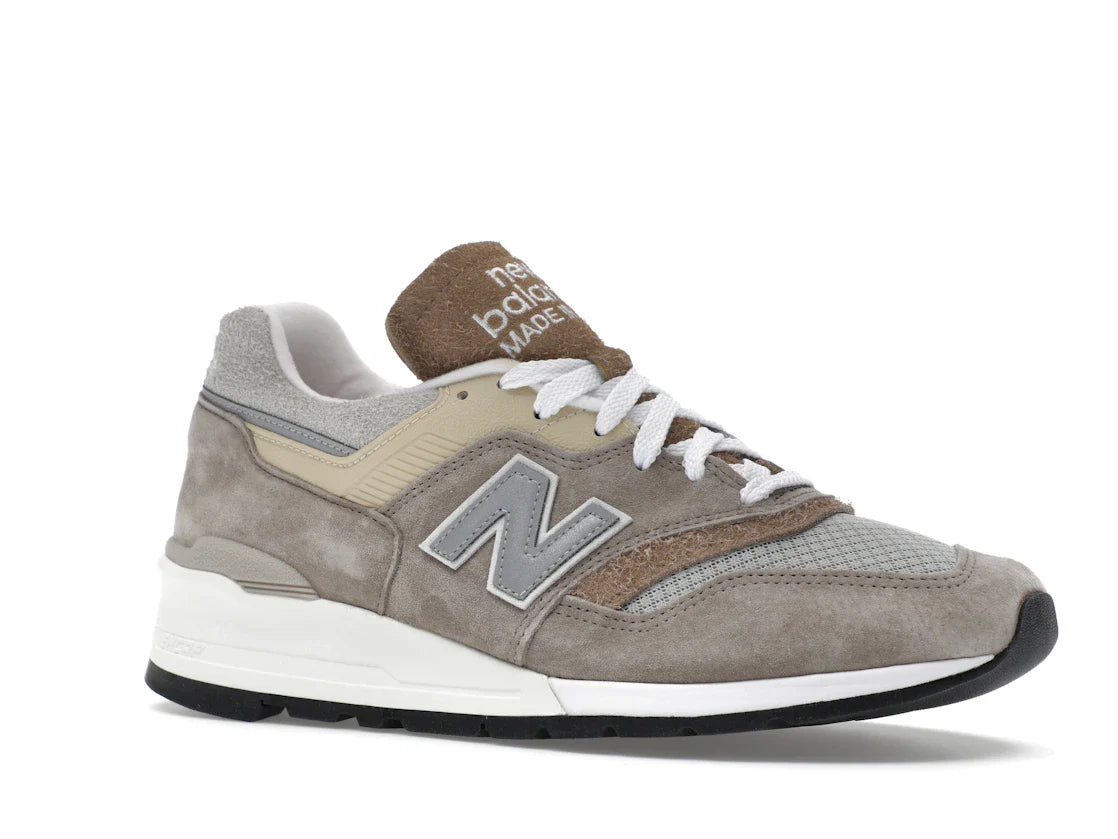 New Balance 997 MiUSA Light Mushroom Mirage Gray
