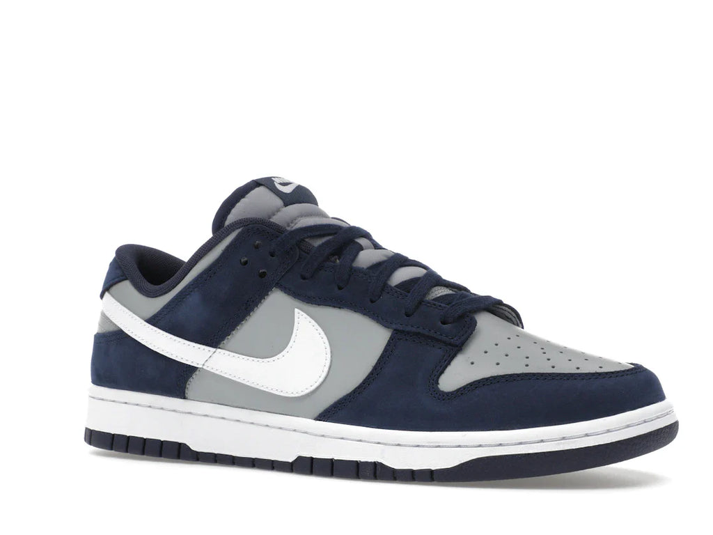 Nike Dunk Low Georgetown Wildleder
