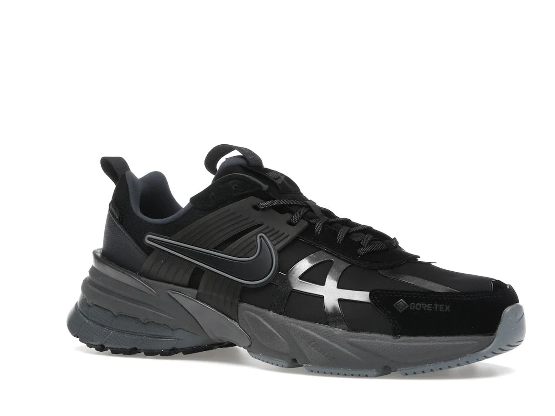Nike V2K Run Gore-Tex Schwarz Eisengrau