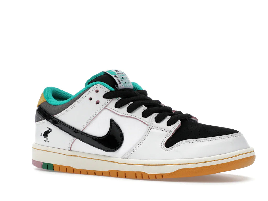 Nike SB Dunk Low CSEF