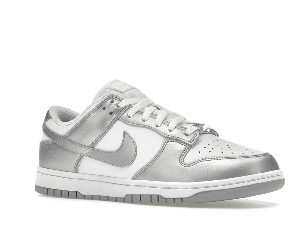 Nike Dunk Low Metallic Silver (Damen)
