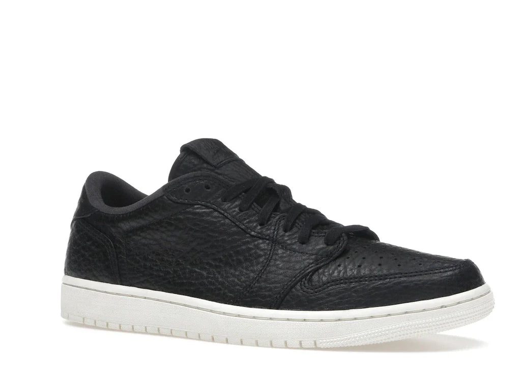 Jordan 1 Retro Low Swooshless Schwarz (2025)