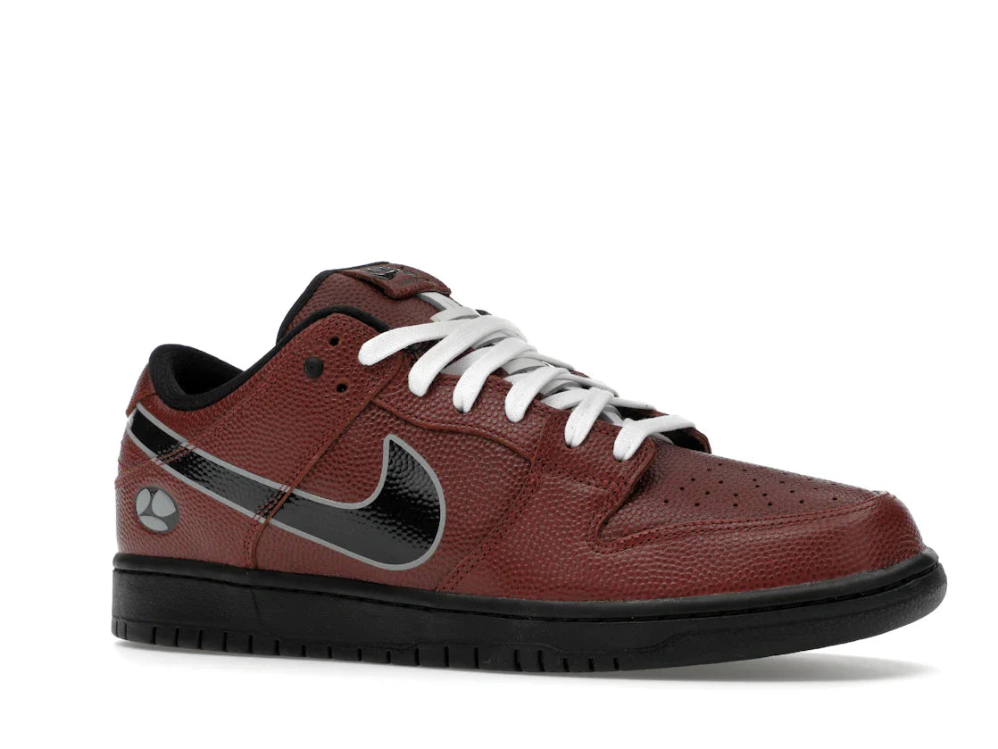 Nike SB Dunk Low Limousine Skateboards