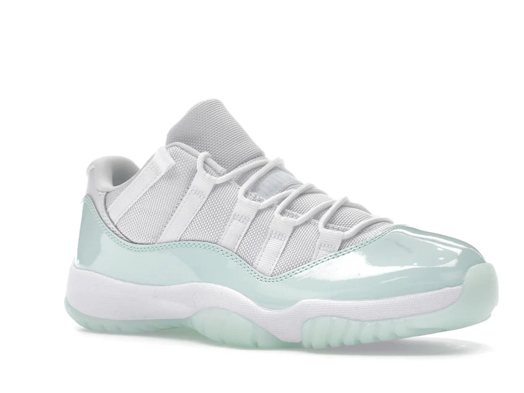 Jordan 11 Retro Low Igloo (Damen)