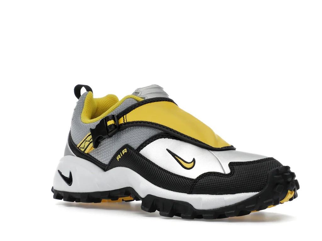 Nike ACG Phassad Yellow Zest Metallic Silver