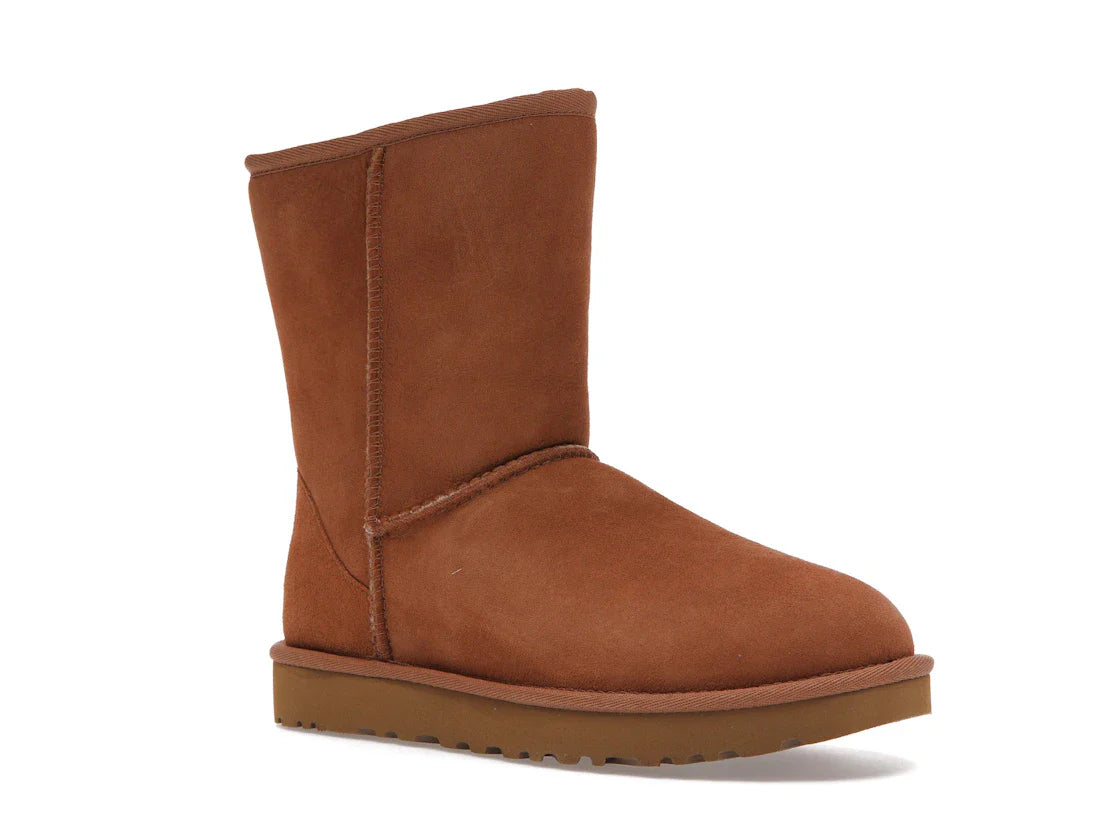 UGG Classic Short II Stiefel Kastanie (Damen)
