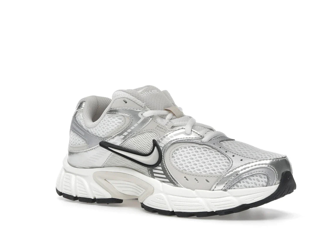 Nike V5 RNR Sail Light Orewood Brown (Damen)