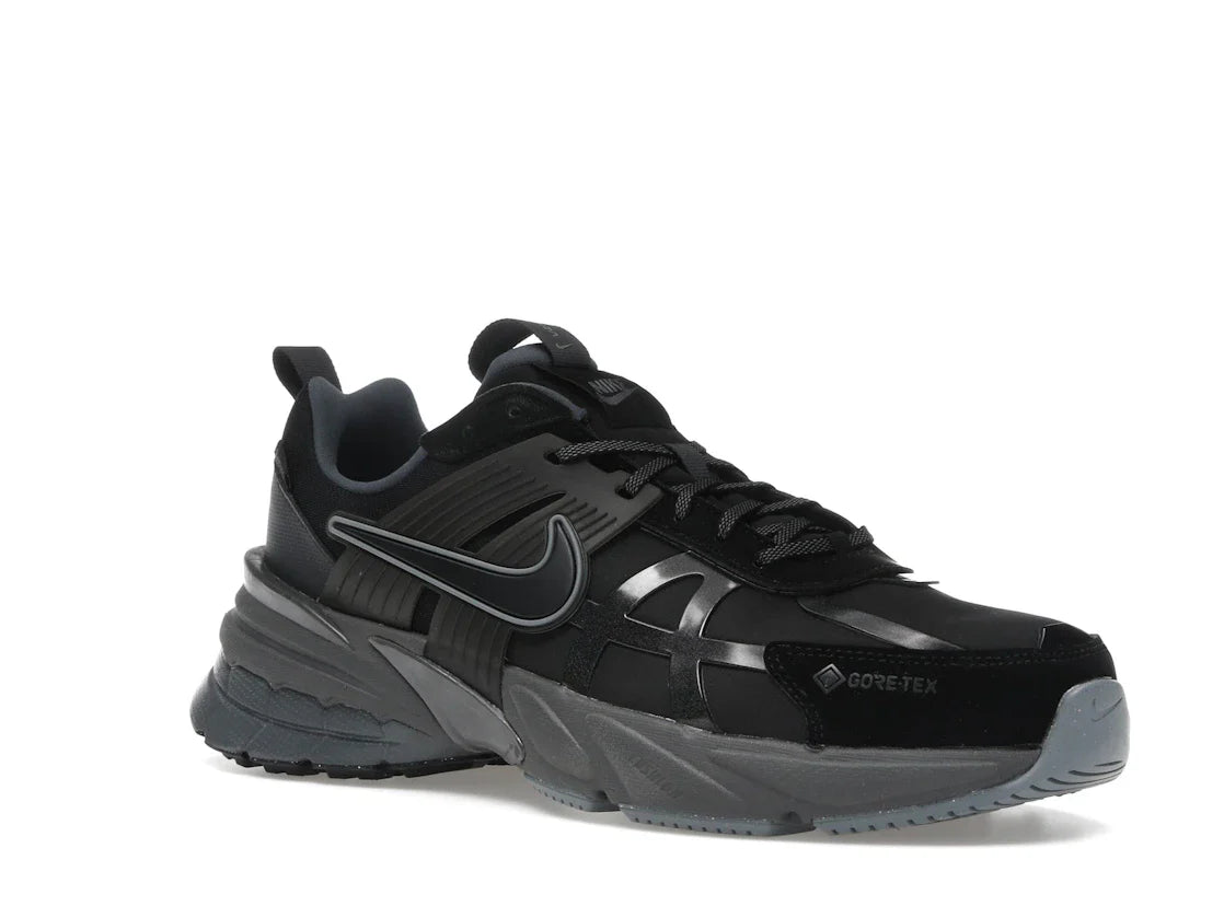 Nike V2K Run Gore-Tex Schwarz Eisengrau
