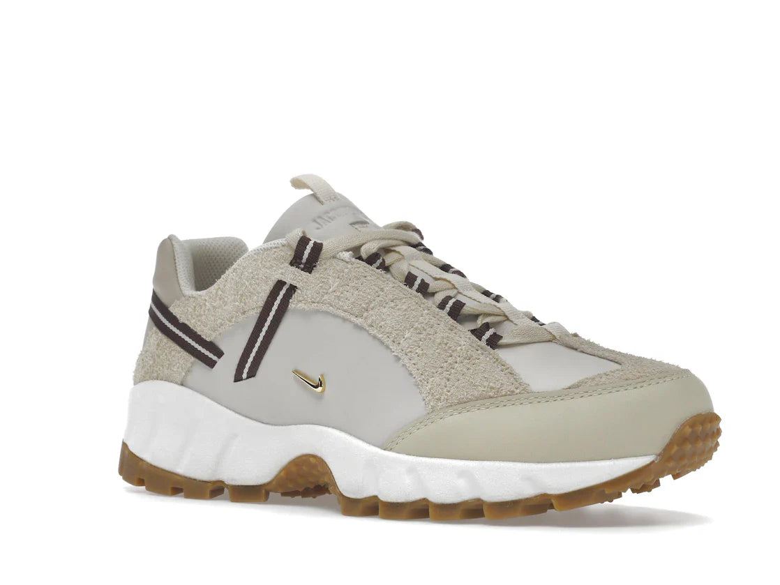 Nike Air Humara LX Jacquemus Light Bone Gold (Damen)