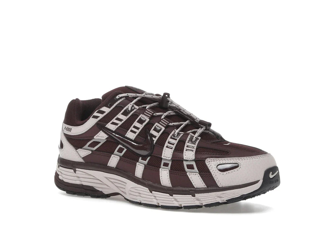 Nike P-6000 Silt Red Burgundy Crush (Damen)