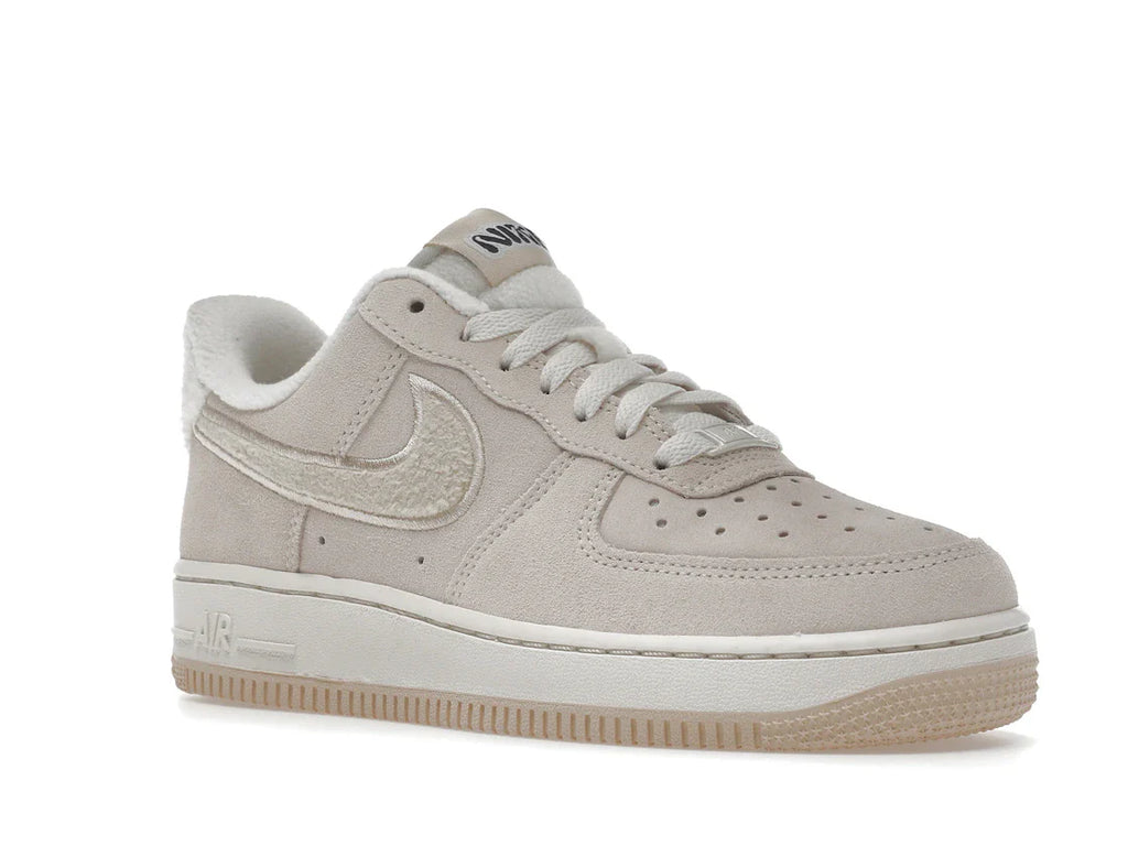 Nike Air Force 1 Low '07 SE Sanddrift Gum Fleece (Damen)
