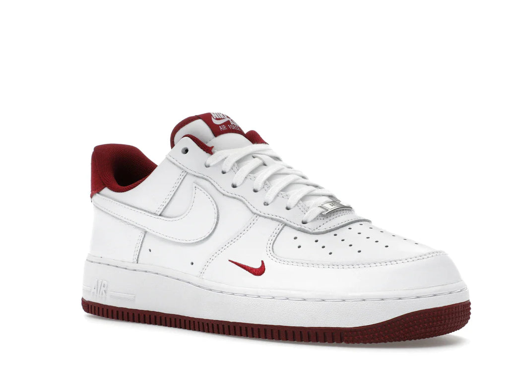 Nike Air Force 1 Low '07 LV8 Weiß Team Rot