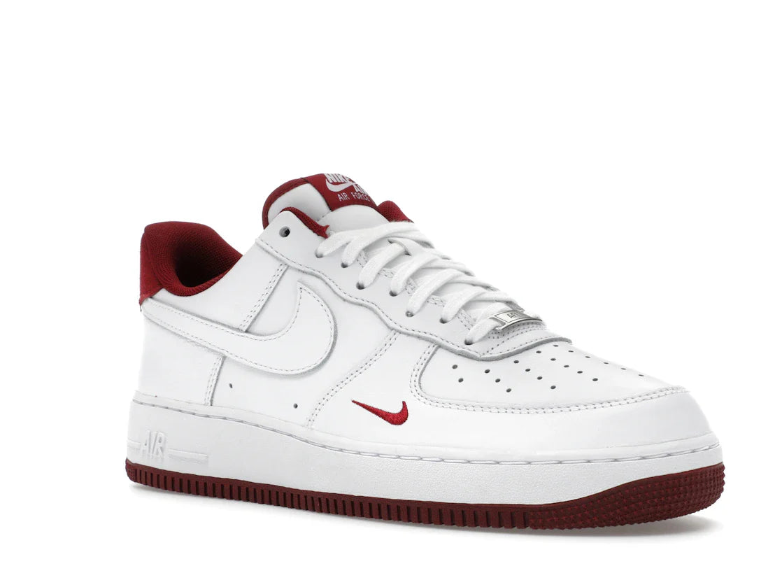 Nike Air Force 1 Low '07 LV8 Weiß Team Rot