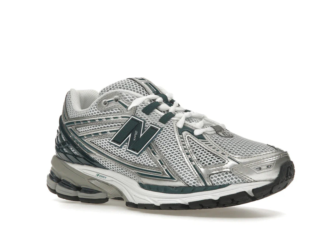 New Balance 1906R Silber Metallic Tiefsee