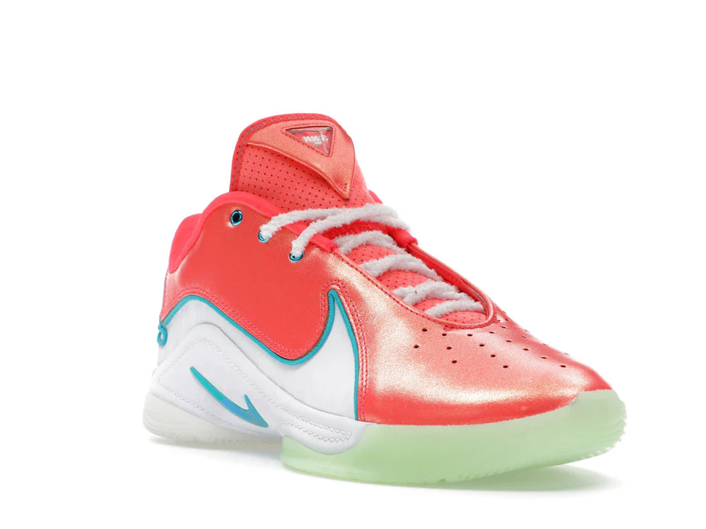 Nike LeBron 22 Weihnachten