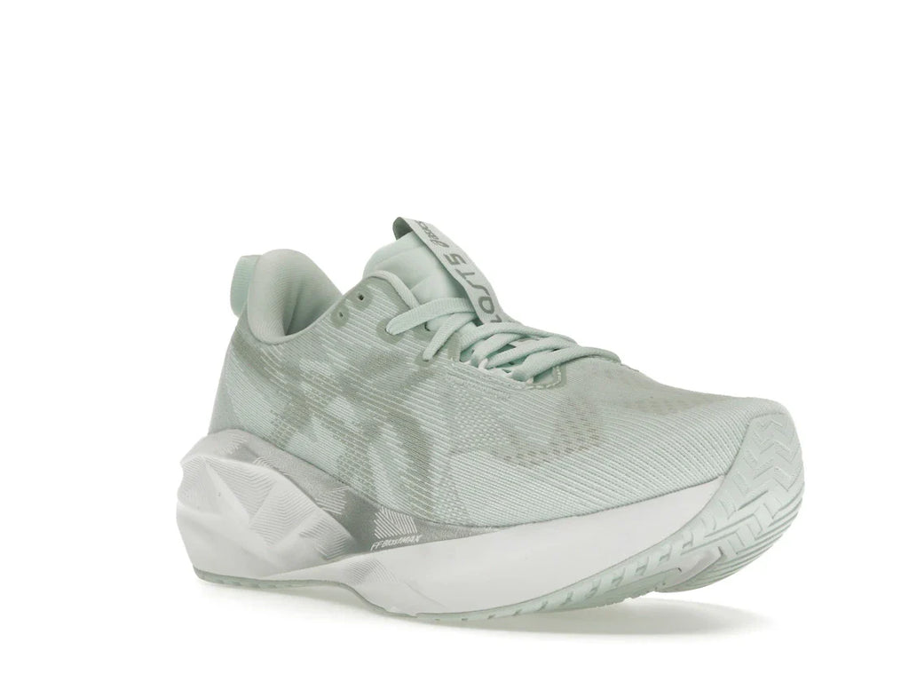 ASICS Novablast 5 Pure Aqua Seal Grau