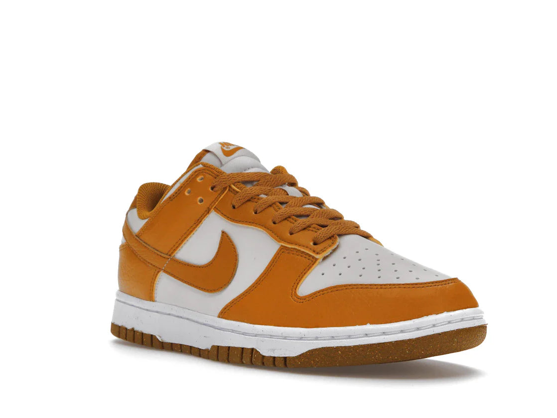Nike Dunk Low Next Nature Phantom Gold Suede (Damen)