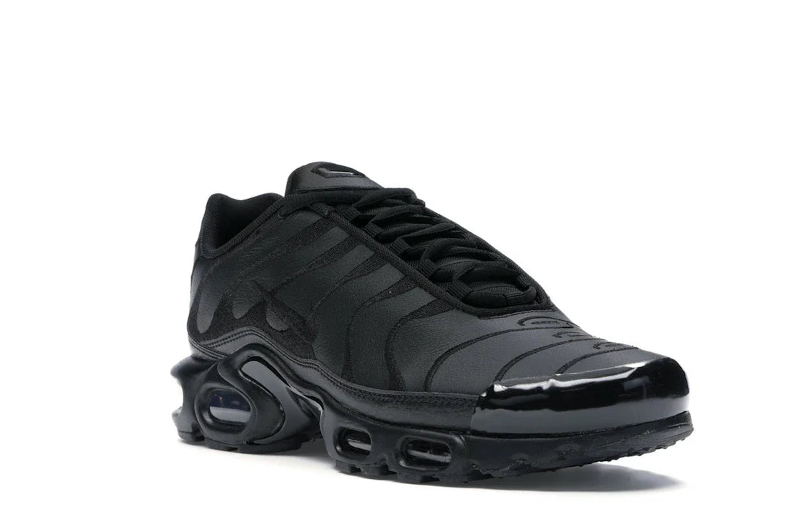 Nike Air Max Plus Triple Black Leather