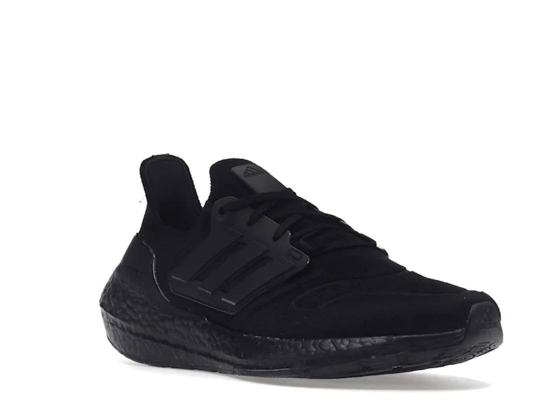 adidas Ultra Boost 22 Triple Black